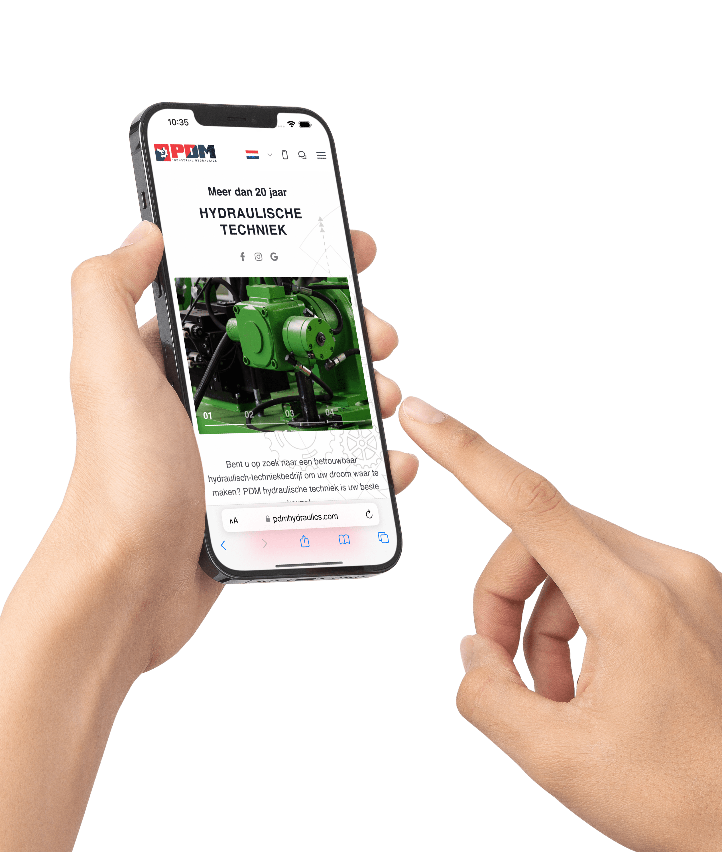 Mobiele telefoon in een hand met op de telefoon de website van PDM hydraulics uit Eygelshoven in Kerkrade